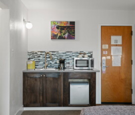 Seal Rock Inn - Room 305 - Sink